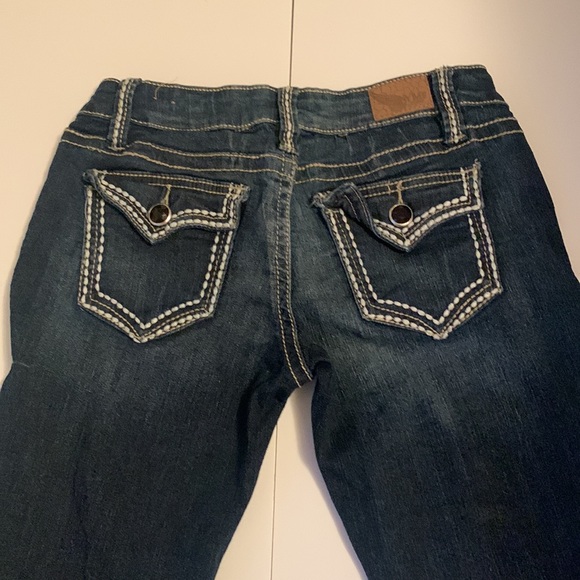 YMI Capri jeans - Picture 3 of 12